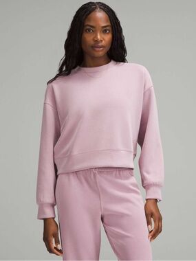 Lululemon Softstreme Perfectly Oversized Cropped Crew in Pink - Size 4